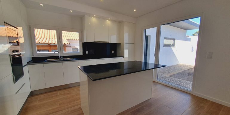 PHOTO-2022-09-05-19-31-22 (4)