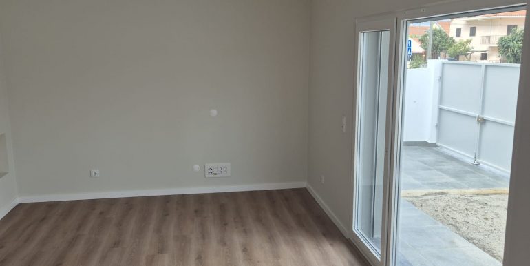 WhatsApp Image 2025-09-16 at 12.34.28 (2)