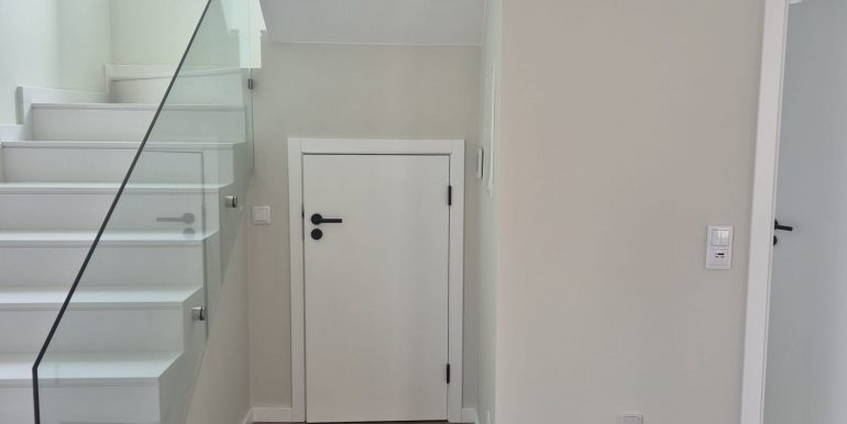 WhatsApp Image 2025-09-16 at 12.34.28